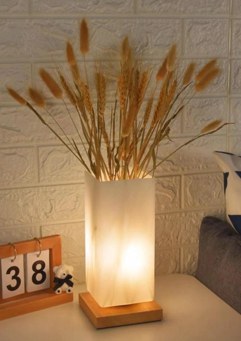 Dimmable Floral Vase Accompanied by Decorative Table Lamp for Rustic Home Decor